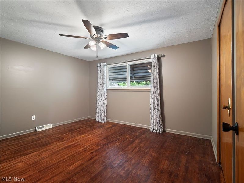 4402 Valleyside Road, Cleveland, OH 44135 Photo 17