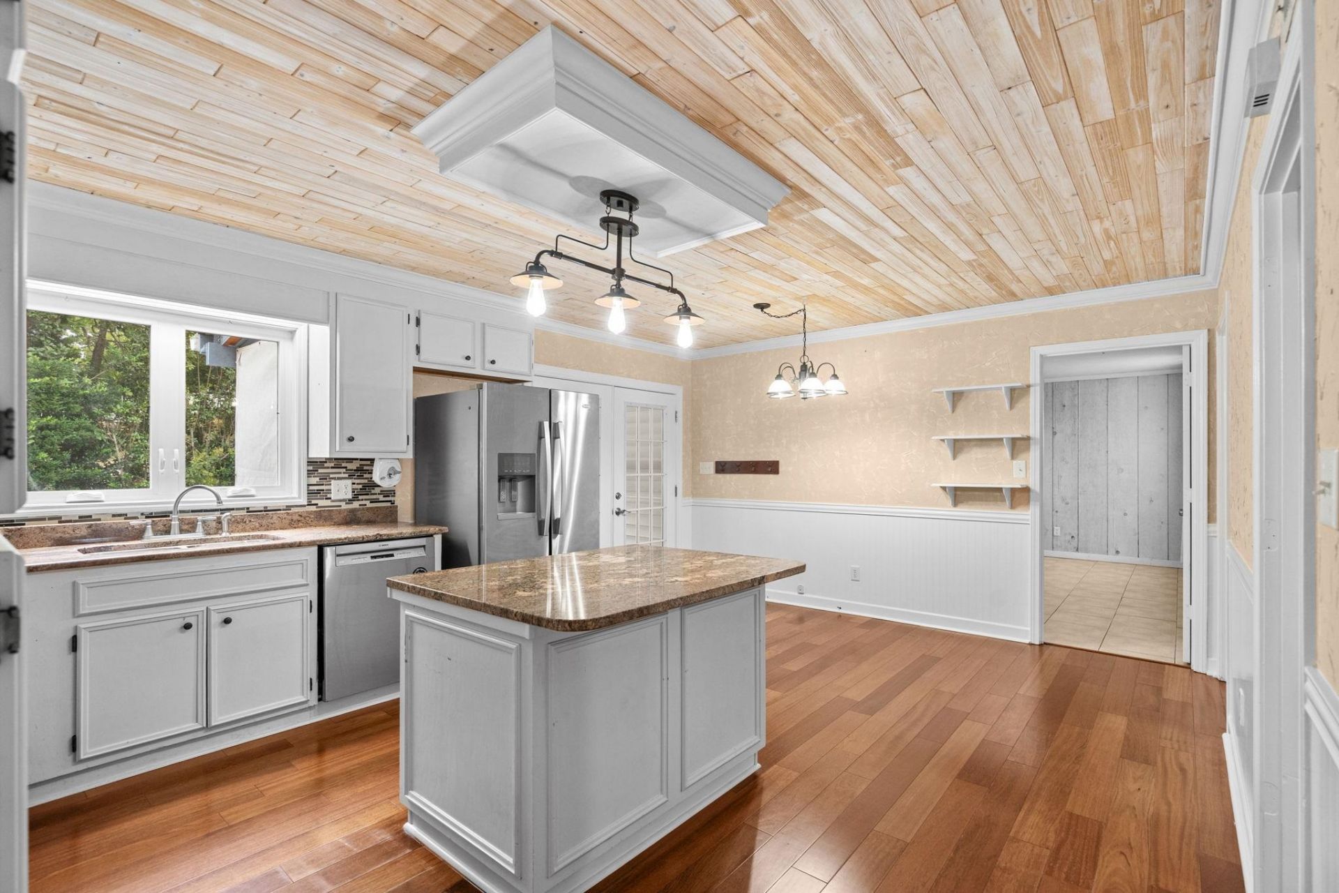 1710 Crooked Pine Dr.  Photo 14