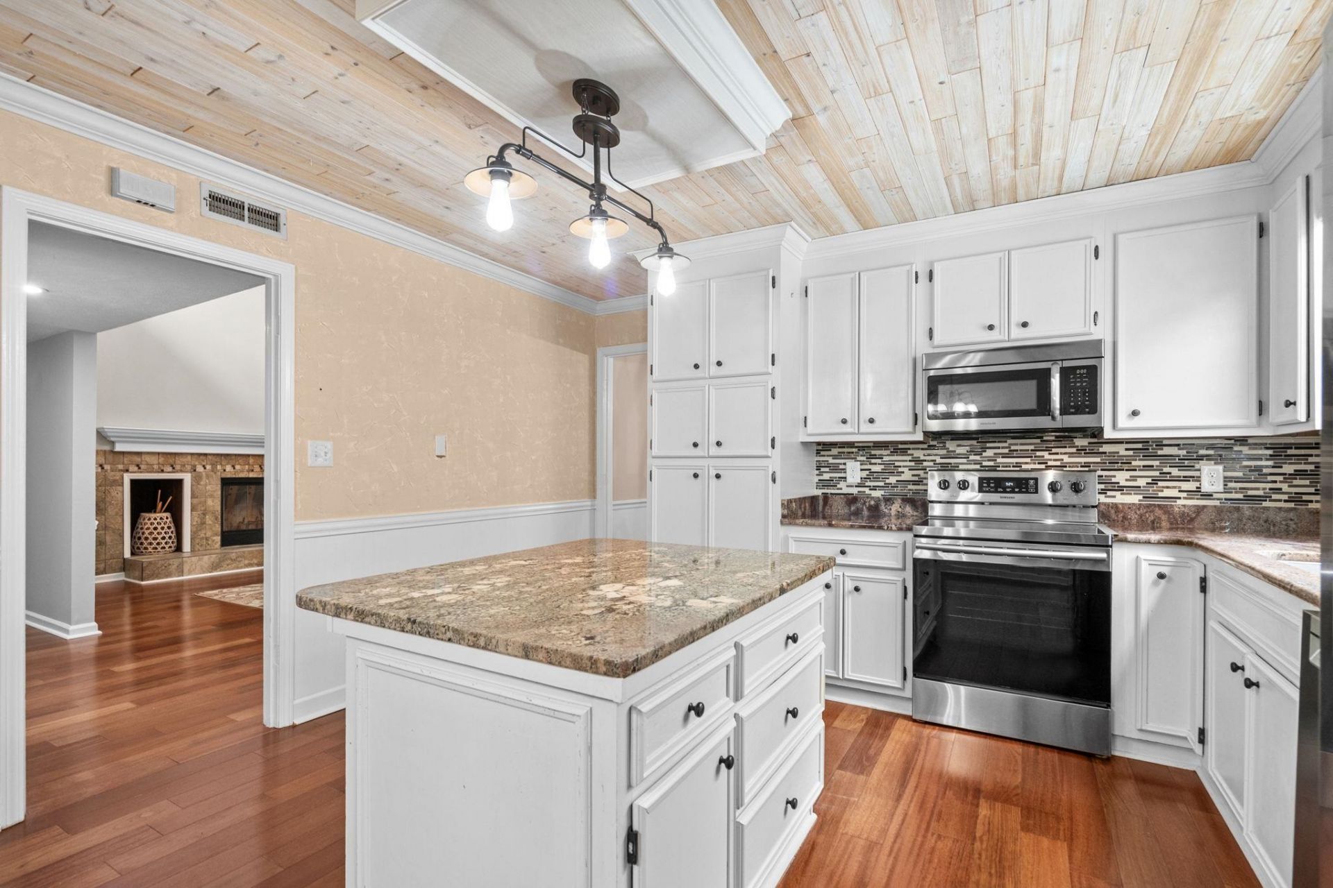 1710 Crooked Pine Dr.  Photo 16