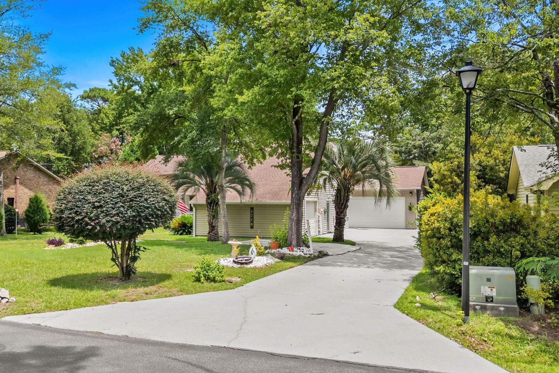 1710 Crooked Pine Dr.  Photo 43