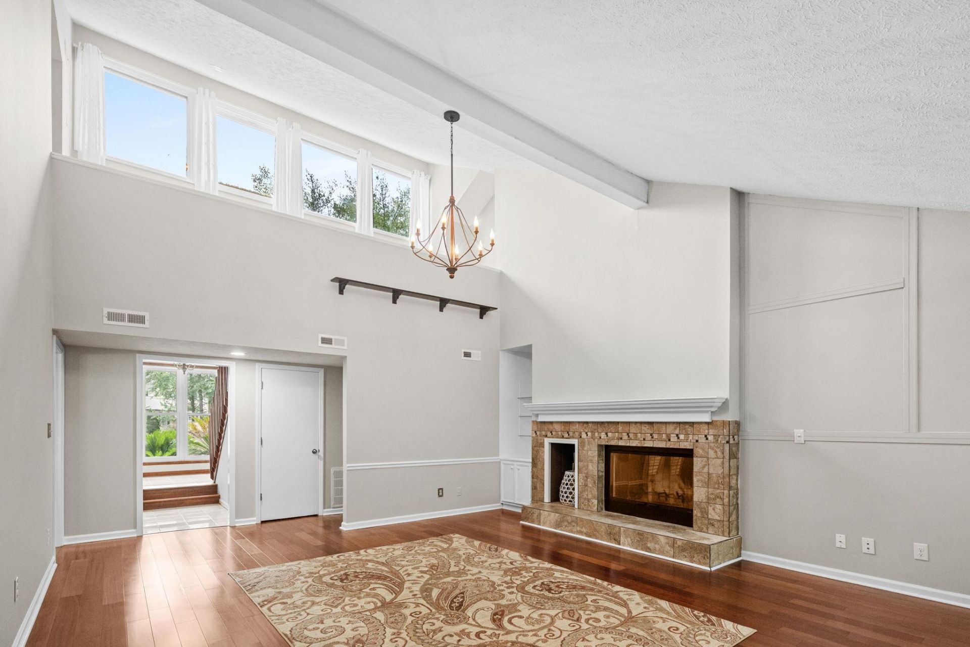 1710 Crooked Pine Dr.  Photo 9