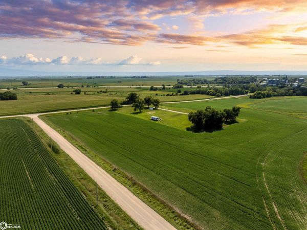 26153 Highway D35, Iowa Falls, IA 50126