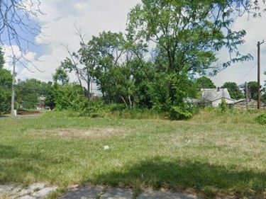 5808 Lakeview Street , Detroit, MI 48213