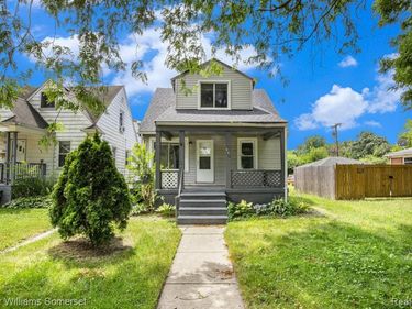 449 W Evelyn Avenue, Hazel Park, MI 48030