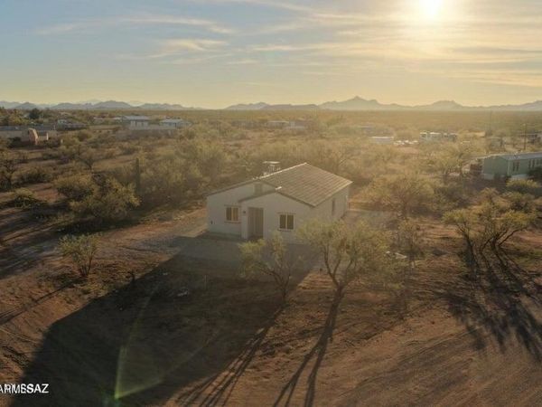 670 W Wyoming Street, Tucson, AZ 85706