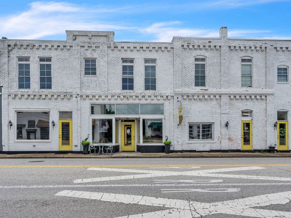 108 Cumberland St E, Cowan, TN 37318
