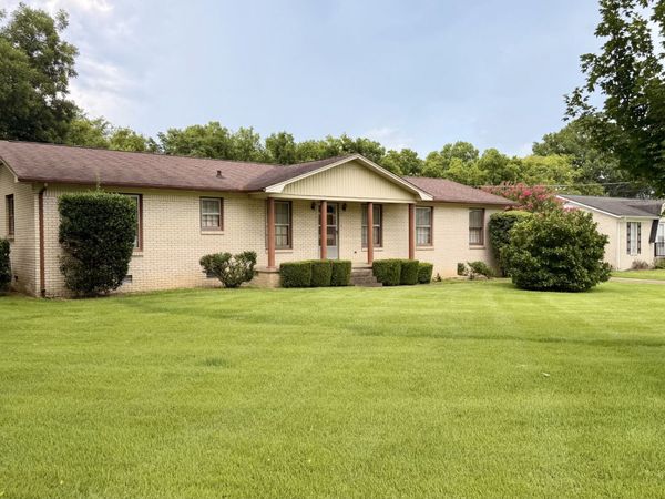 229 Robin Hood Rd, Pulaski, TN 38478