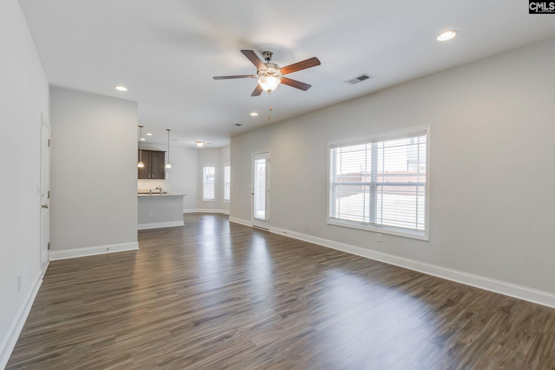 377 Glen Dornoch Way  Photo 14