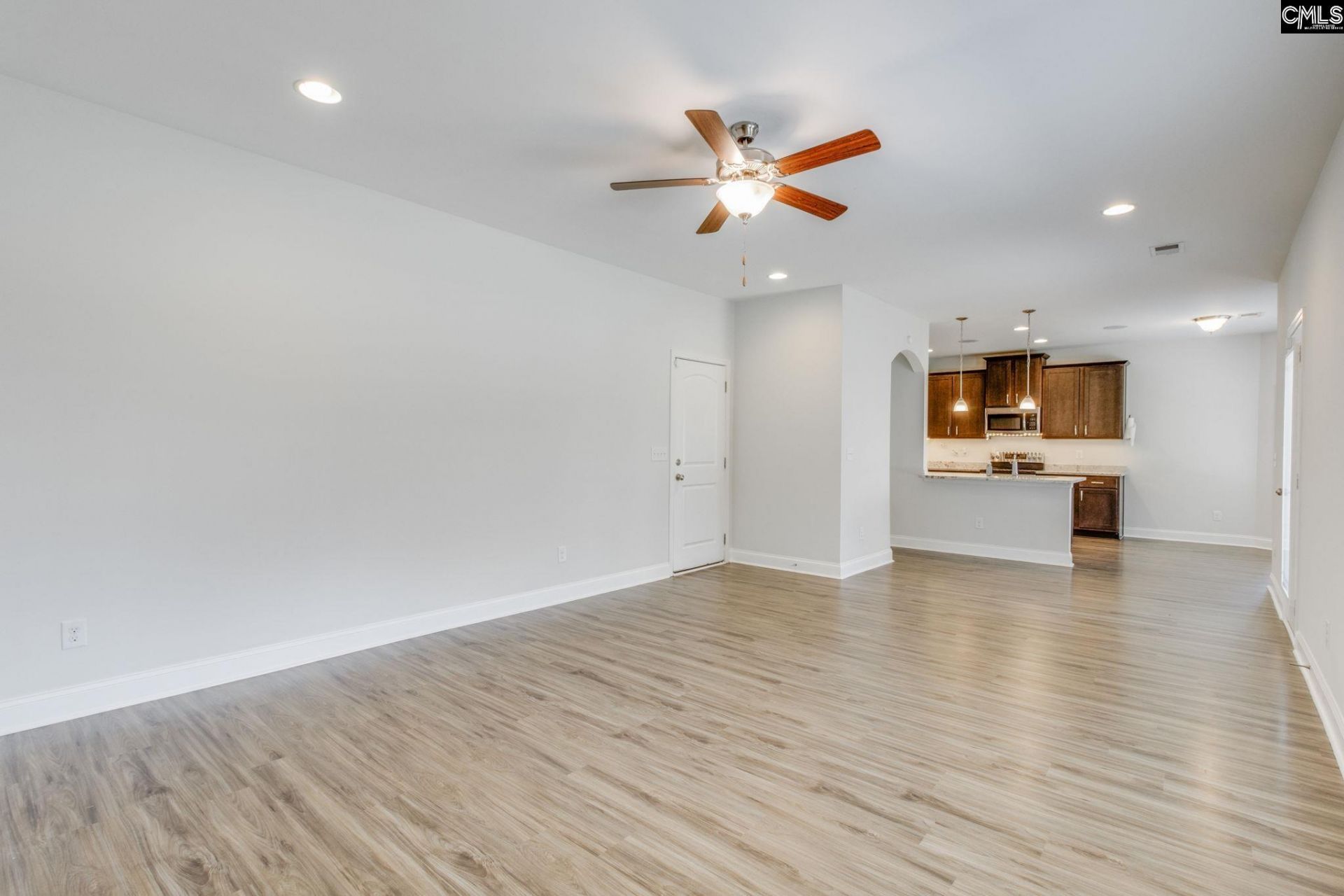 377 Glen Dornoch Way  Photo 15