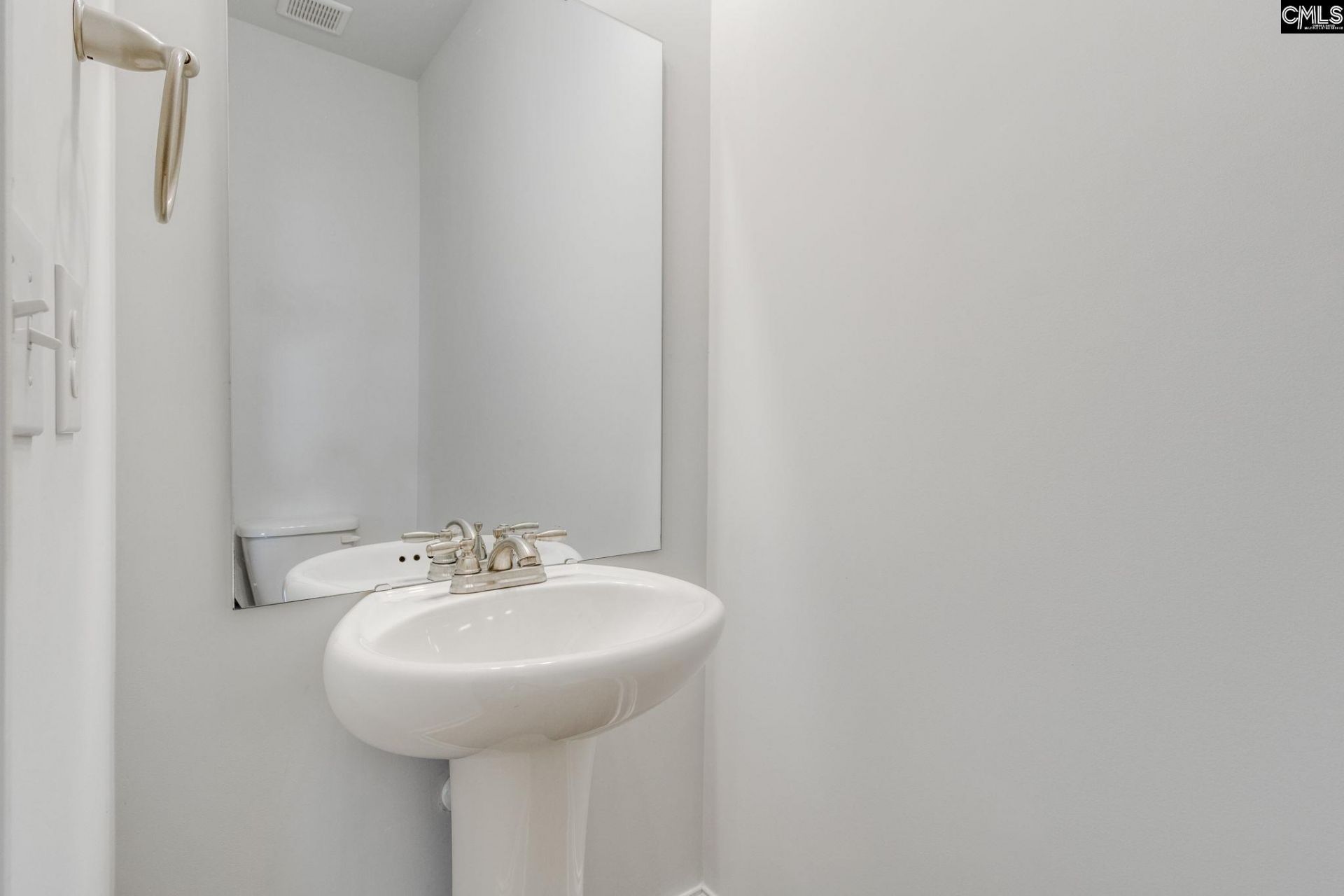 377 Glen Dornoch Way  Photo 16
