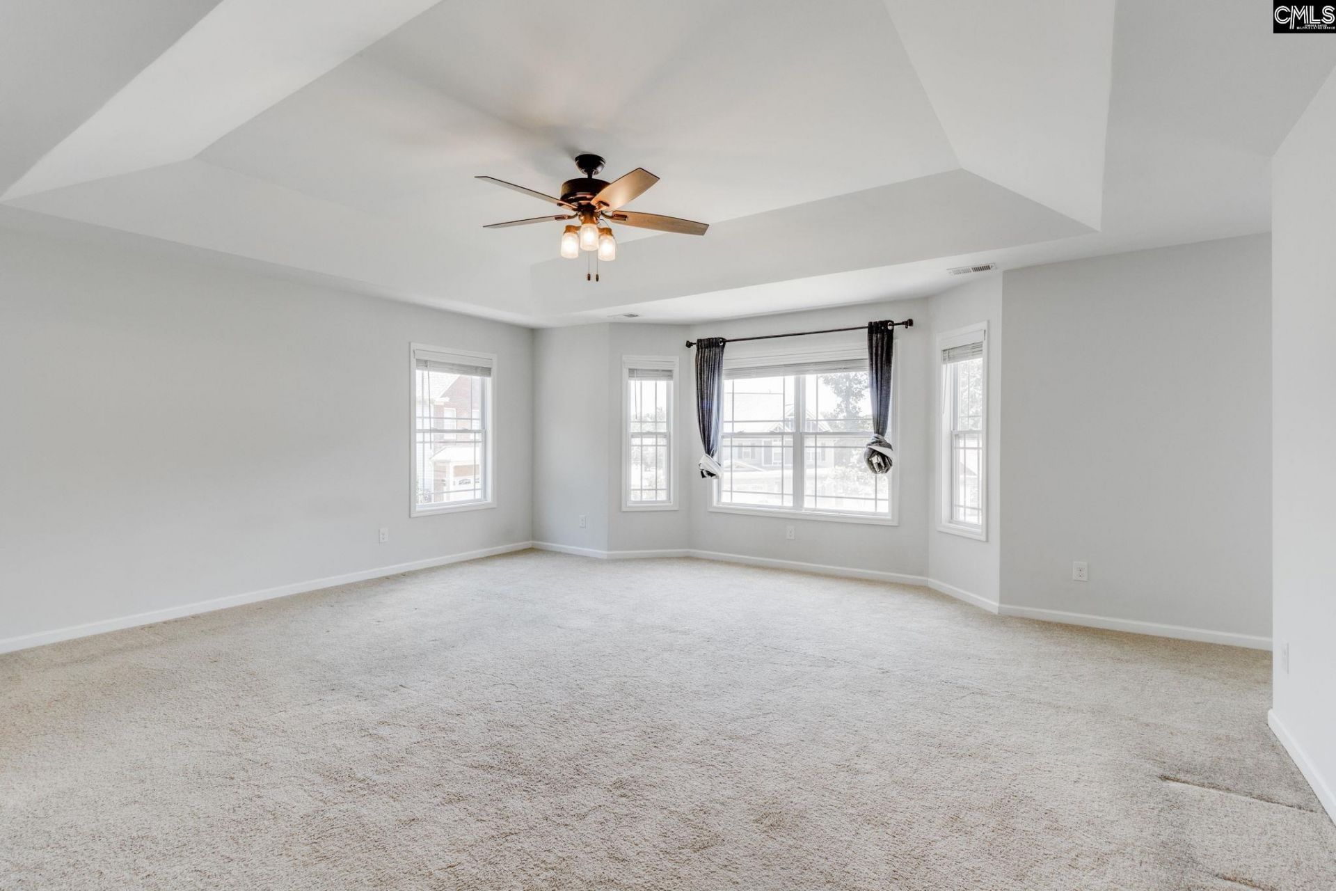 377 Glen Dornoch Way  Photo 17