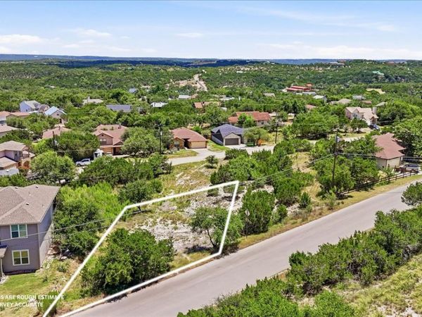 10803 Lake Park Dr, Dripping Springs, TX 78620