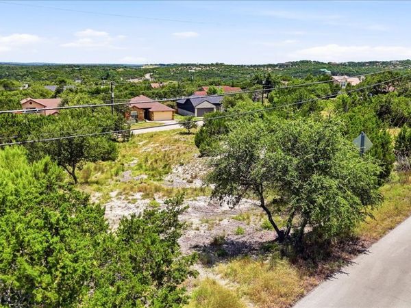 10803 Lake Park Dr, Dripping Springs, TX 78620