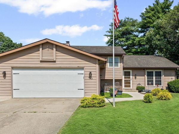 813 Foxwood Drive, Lafayette, IN 47905