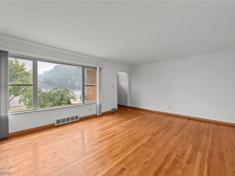 20707 Hilliard Boulevard, Rocky River, OH 44116 Photo 4