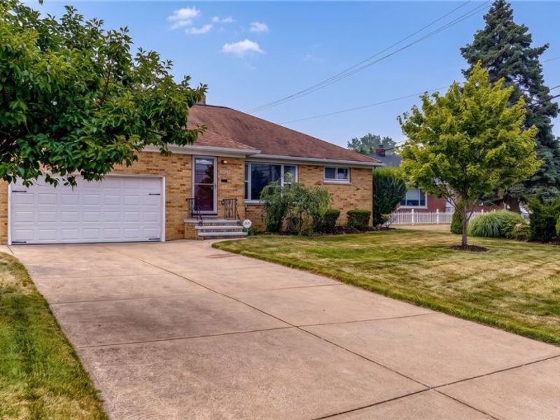 20707 Hilliard Boulevard, Rocky River, OH 44116 Photo 41