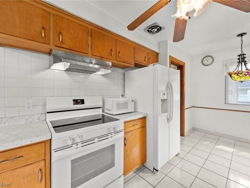 20707 Hilliard Boulevard, Rocky River, OH 44116 Photo 7