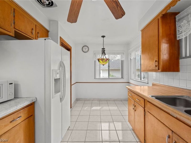 20707 Hilliard Boulevard, Rocky River, OH 44116 Photo 8