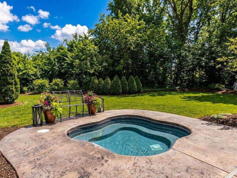 8067 Hunters Ridge Drive, West Chester, OH 45069 Photo 9