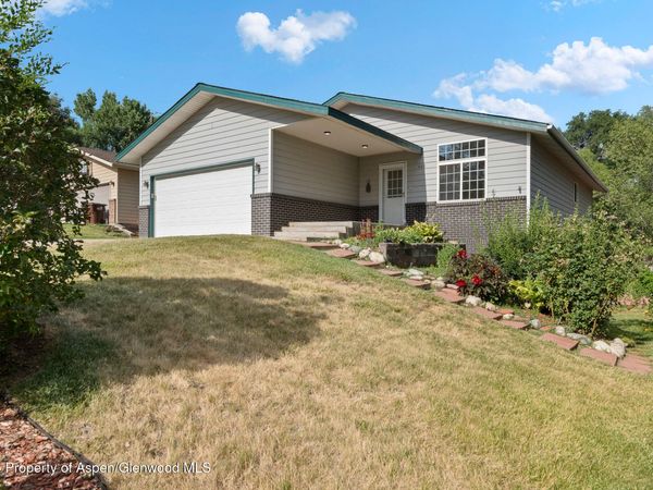 660 Aspen Avenue, Rifle, CO 81650