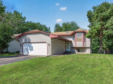 1652 84th Court N, Brooklyn Park, MN 55444