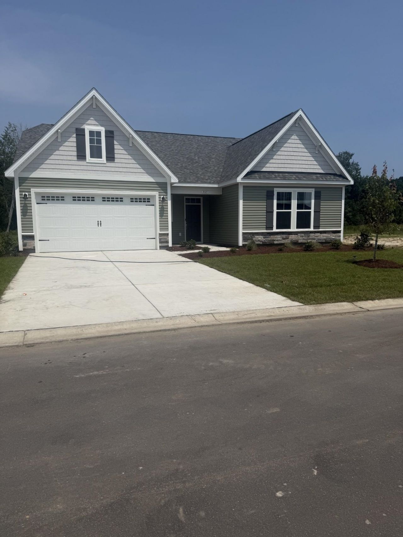 203 Broughton Dr. , Myrtle Beach, SC 29577 Main Photo