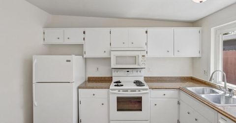 8717 Lorna Ct, Elk Grove, CA 95624 Photo