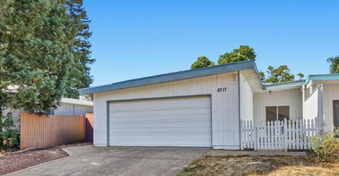 8717 Lorna Ct, Elk Grove, CA 95624 Photo