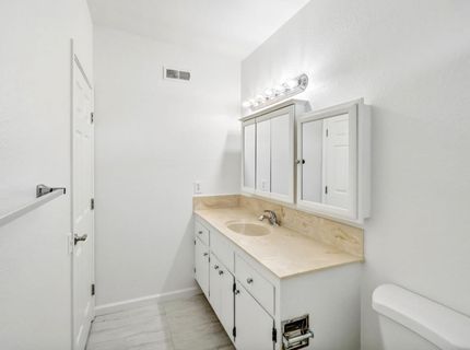 8717 Lorna Ct, Elk Grove, CA 95624 Photo