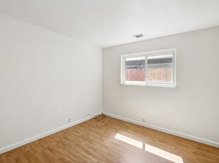 8717 Lorna Ct, Elk Grove, CA 95624 Photo