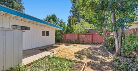 8717 Lorna Ct, Elk Grove, CA 95624 Photo