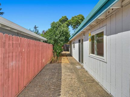 8717 Lorna Ct, Elk Grove, CA 95624 Photo