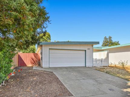 8717 Lorna Ct, Elk Grove, CA 95624 Photo