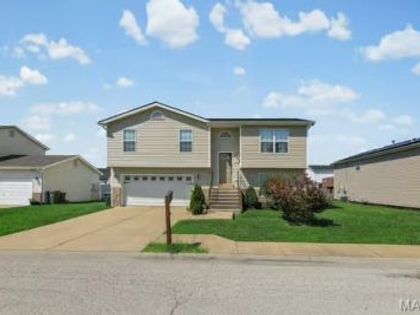 423 Carter Drive Dupo, IL 62239