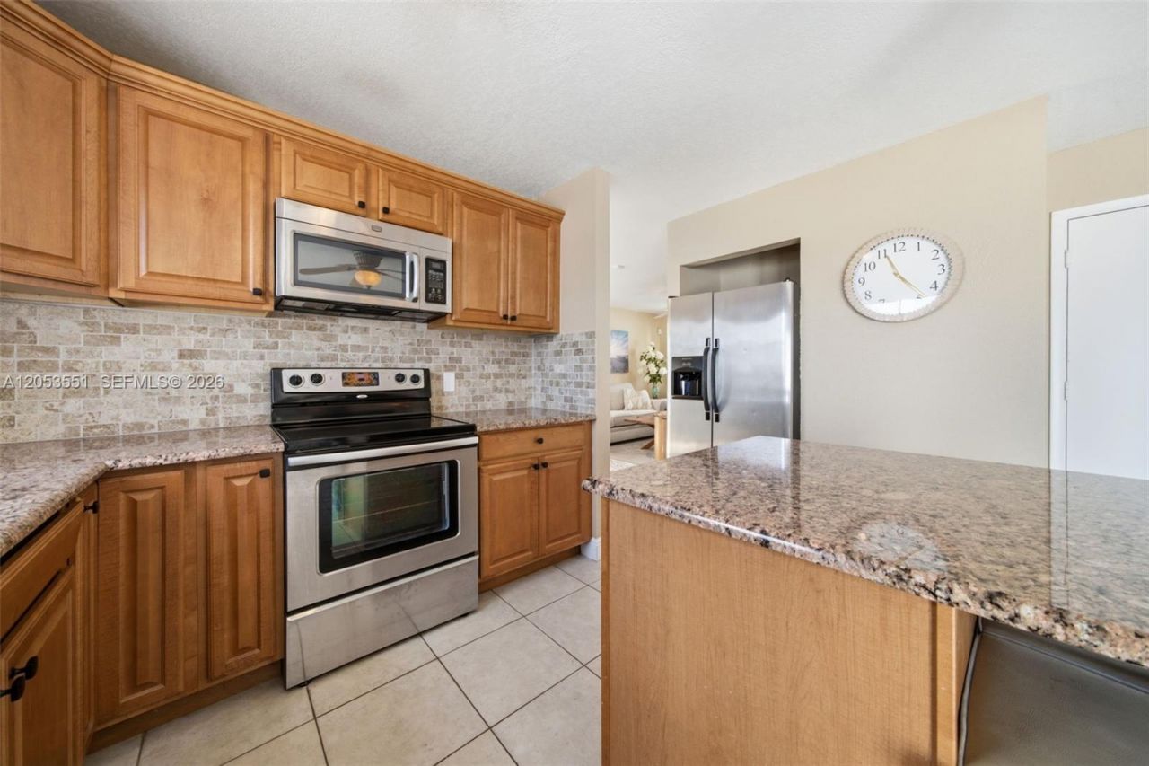 6633 Bayfront Dr , Margate, FL 33063 Photo