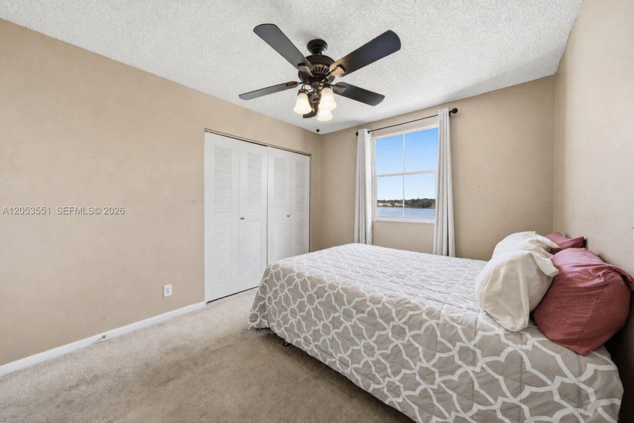 6633 Bayfront Dr , Margate, FL 33063 Photo