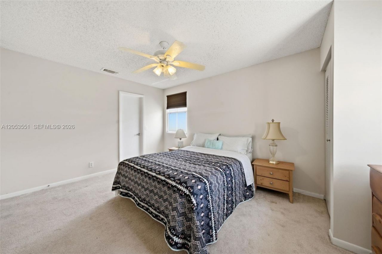 6633 Bayfront Dr , Margate, FL 33063 Photo