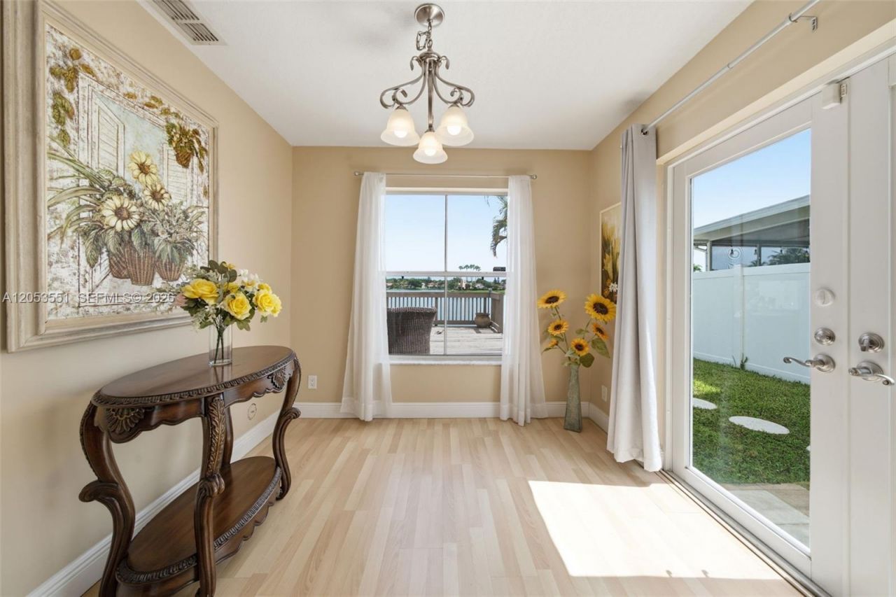 6633 Bayfront Dr , Margate, FL 33063 Photo