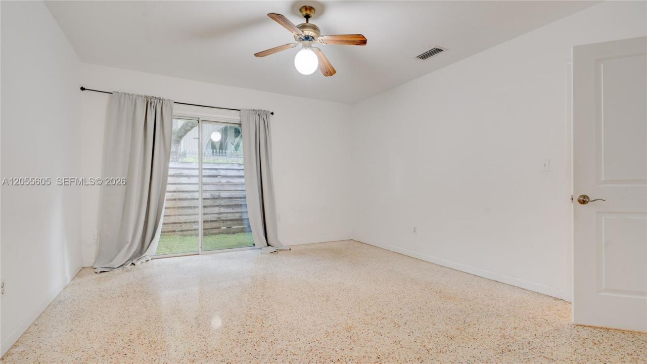 3036 Center St, Miami, FL 33133 Photo