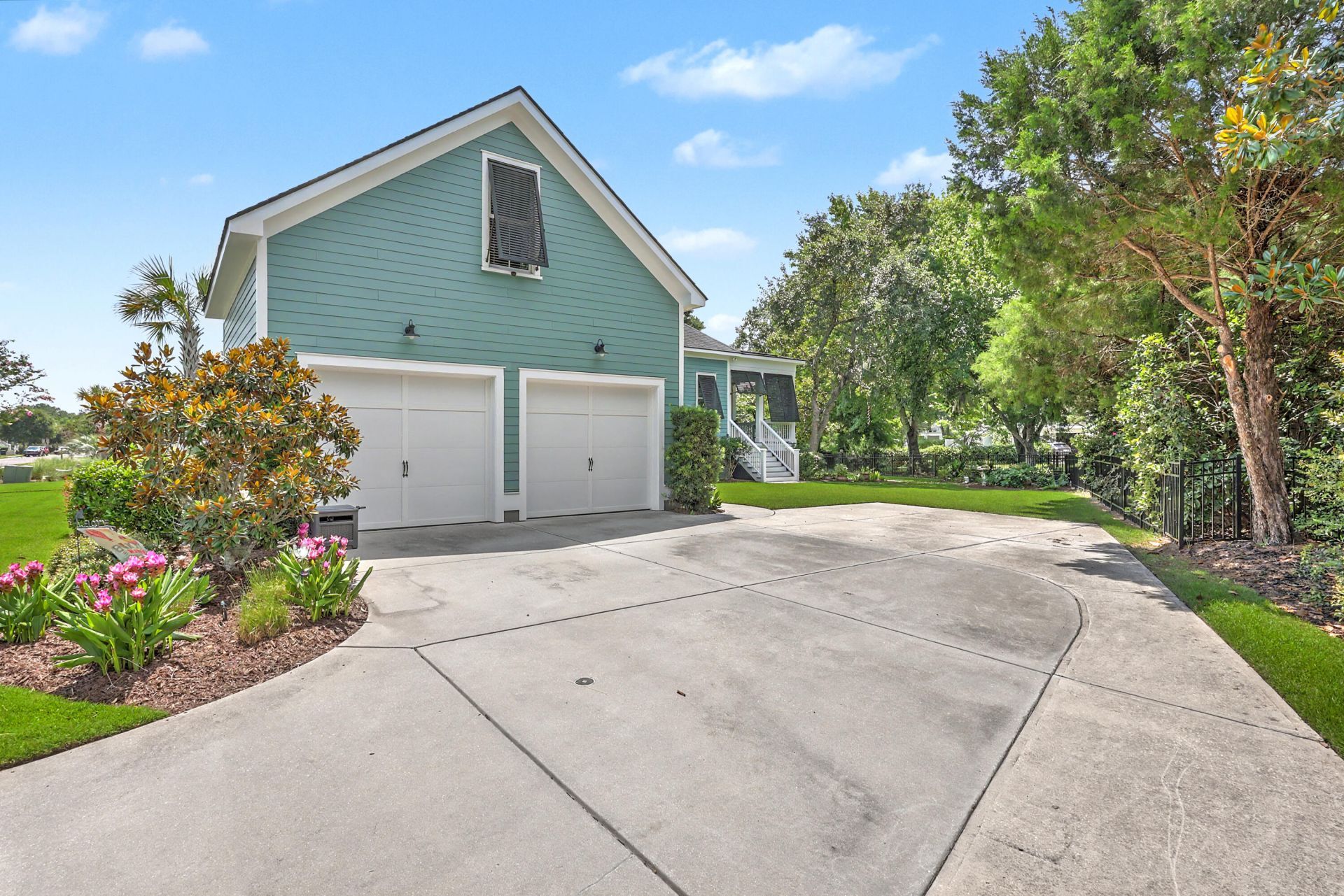 1260 Blue Sky Lane Photo 42