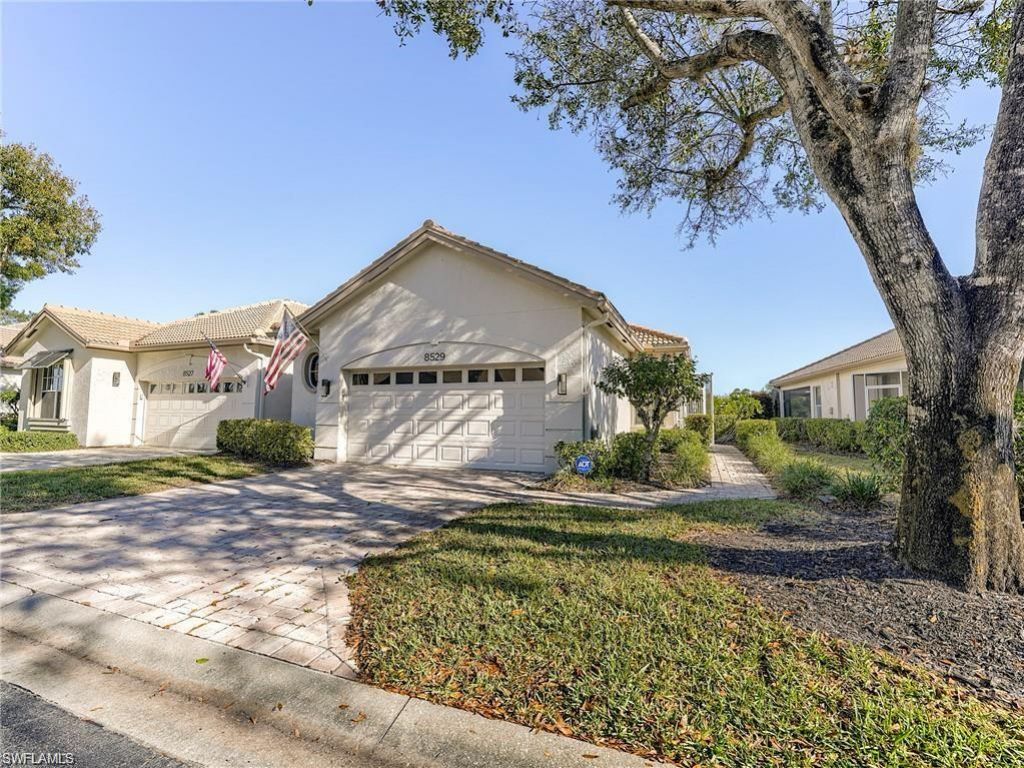 8529 Fairway Bend Dr , Fort Myers, FL 33967 Photo