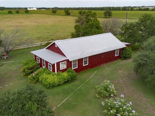 402 Happy Haven Road , McQueeney, TX 78123
