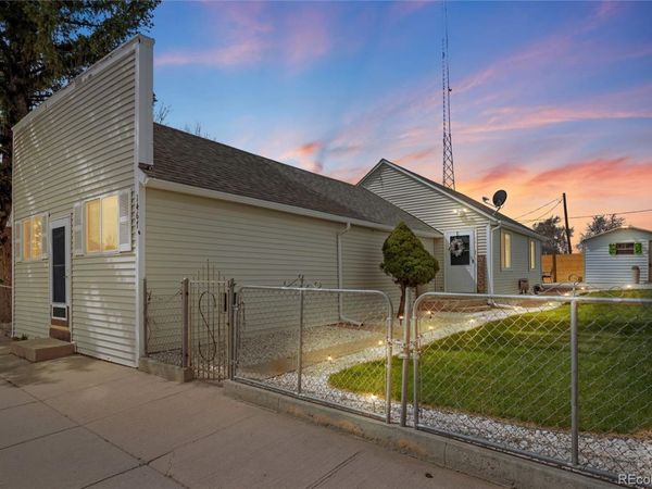 1467 N Main Street , Strasburg, CO 80136