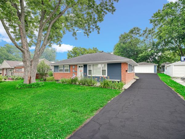 319 SAUGANASH Street , Park Forest, IL 60466
