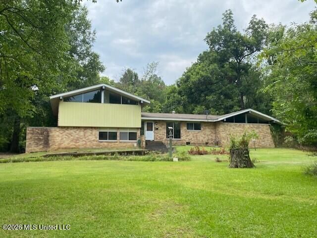812 Strayhorn Street, Senatobia, MS 38668 Main Photo