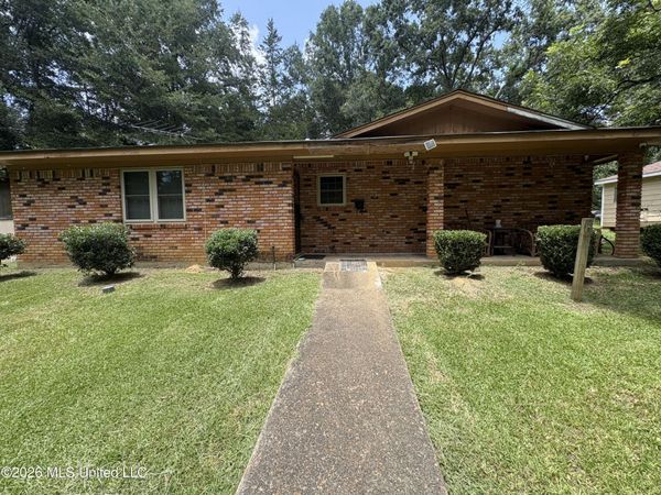 129 Woodard Street, Hazlehurst, MS 39083