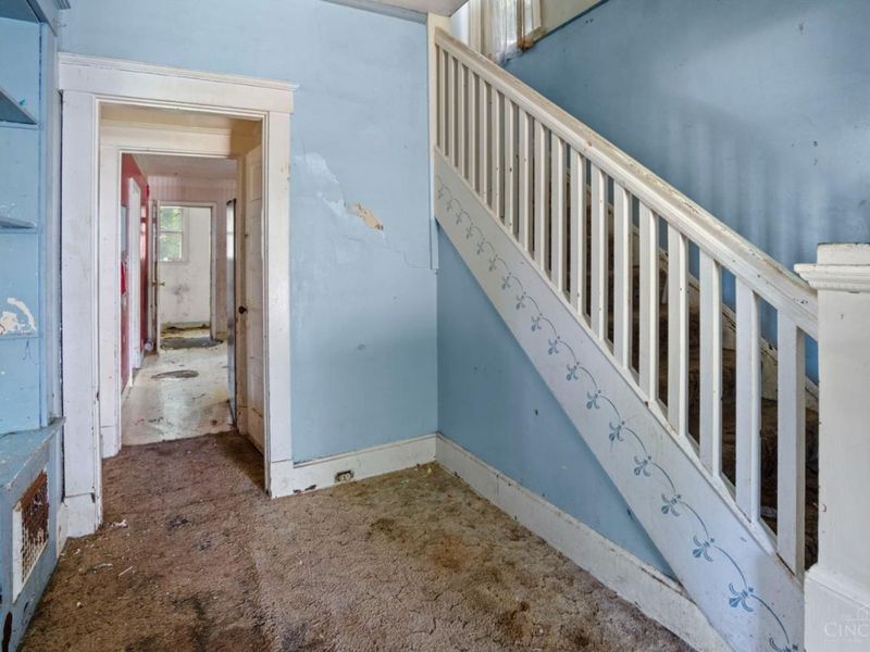6207 Roe, Cincinnati, OH 45227 Photo 7
