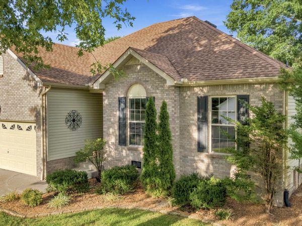 3025 Frontier Ln , Goodlettsville, TN 37072
