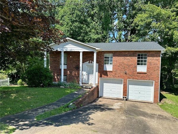 5338 Melwood Drive, Cross Lanes, WV 25313