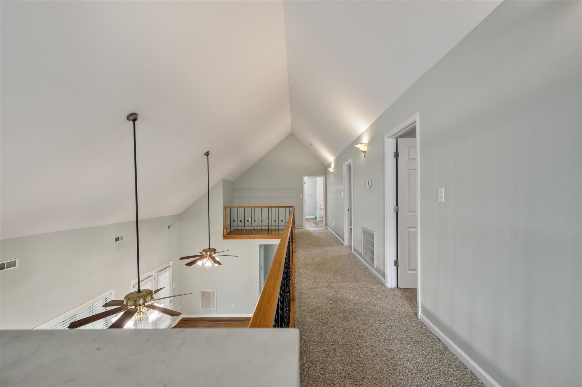 142 Cloverleaf Drive Photo 37